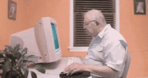 old-man-my-computer.gif.9fa3edc40d38346aad866ed1530fd3f4.gif